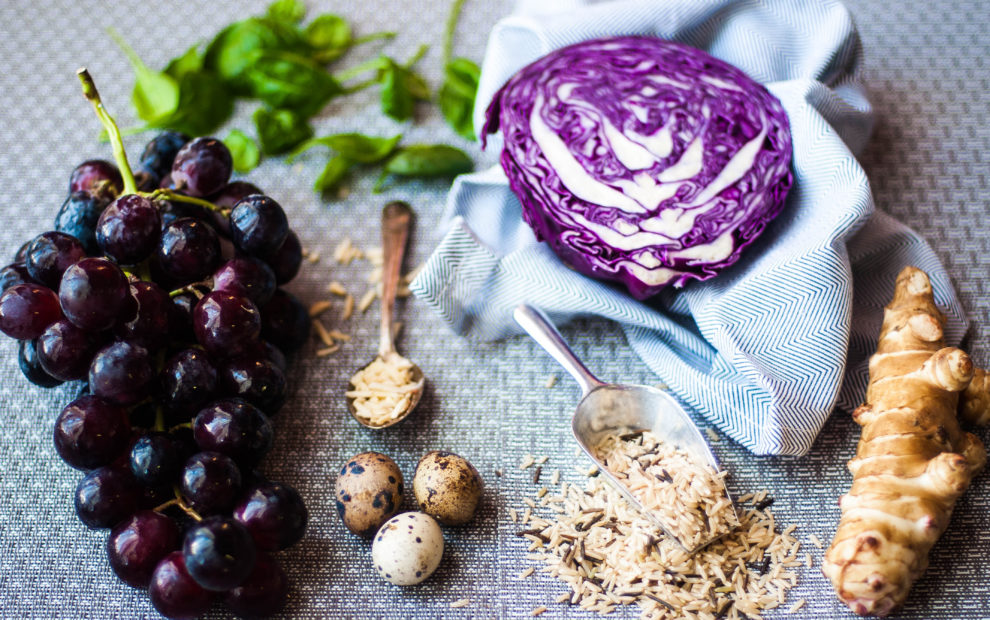 Insalata di topinambur e cavolo rosso