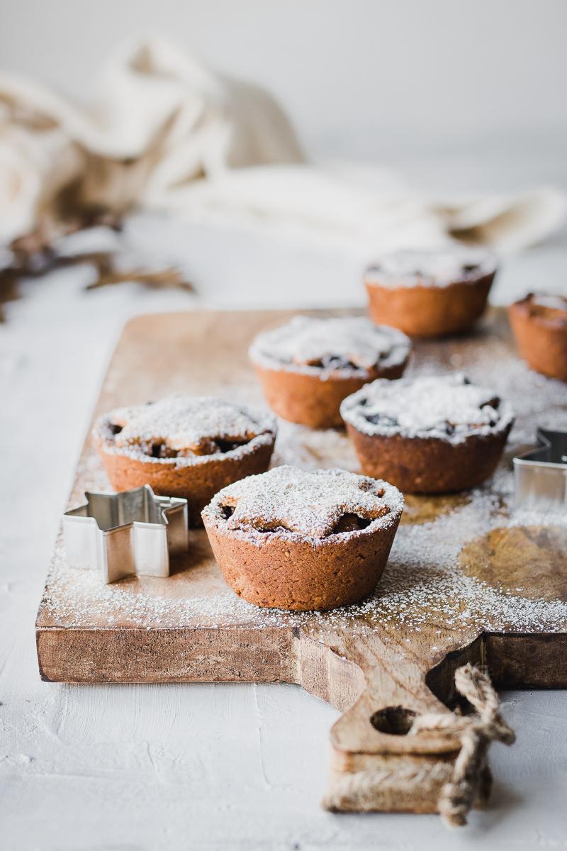 Mince pie ripiene di pere speziate senza glutine nè latticini