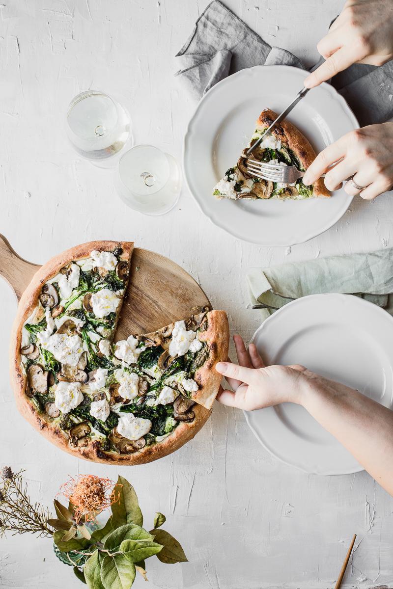 Pizza semi integrale senza impasto a lunga lievitazione ricetta facilissima