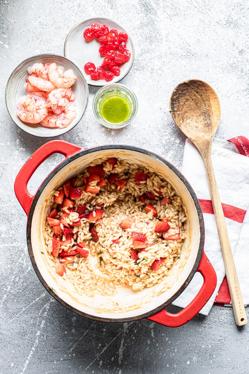 come preparare il risotto alle fragole e gamberi