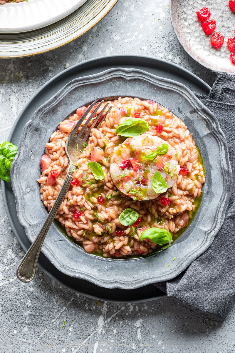 risotto alle fragole e gamberi rossi senza latticini e senza glutine