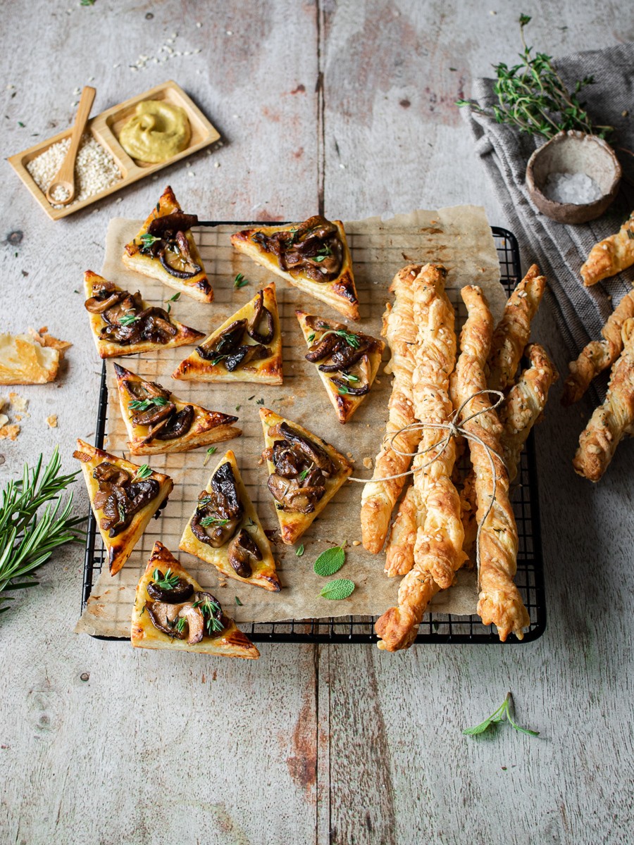 stuzzichini vegetariani di finta pasta sfoglia