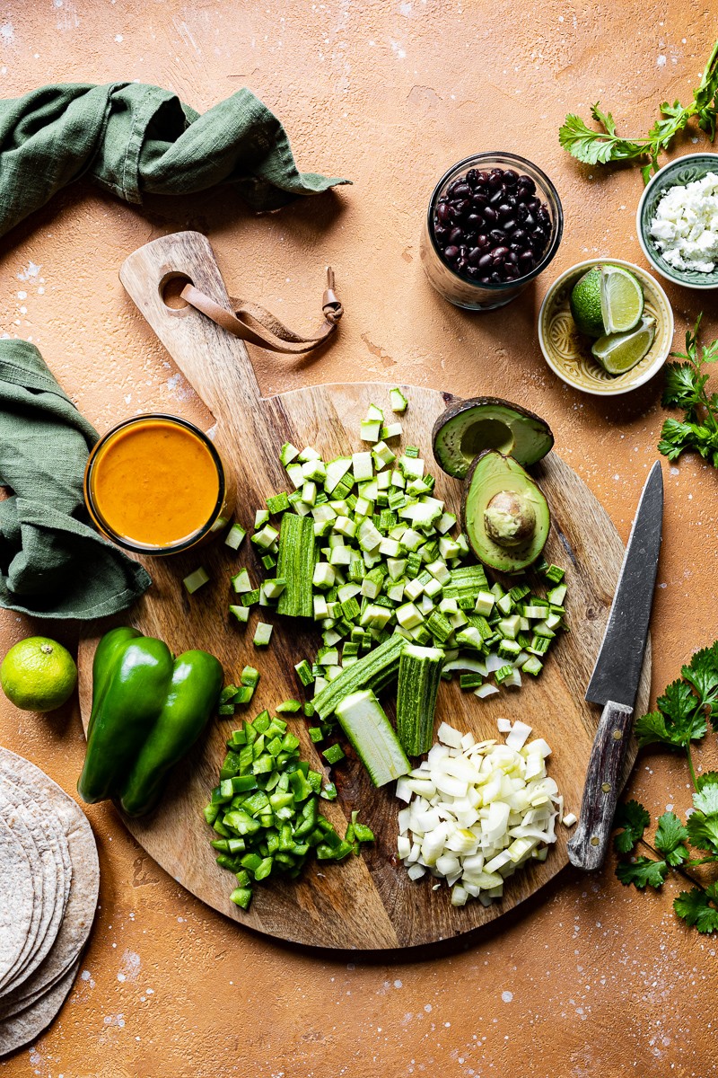 ingredienti enchiladas vegetariane