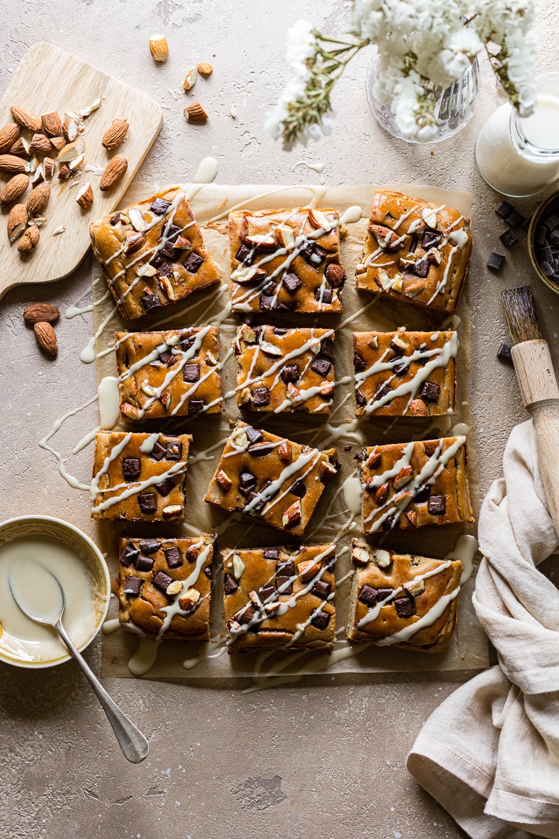 Blondies senza glutine e senza latticini con fagioli cannellini