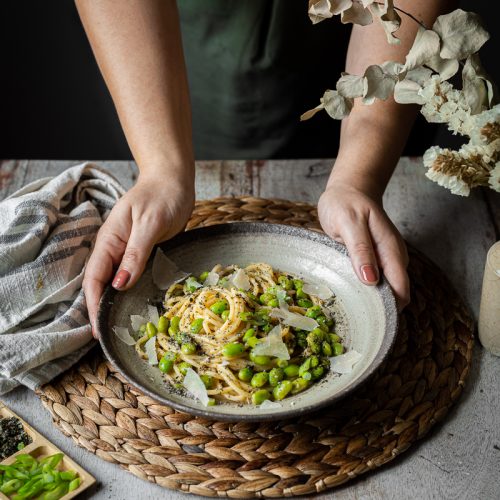 ricette estive con i legumi carbonara di edamame al miso