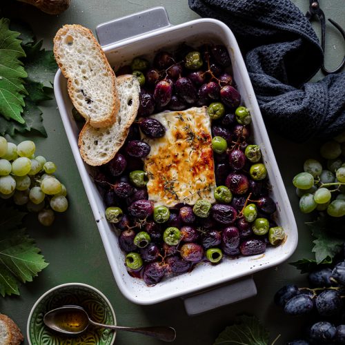 uva arrosto con feta e olive