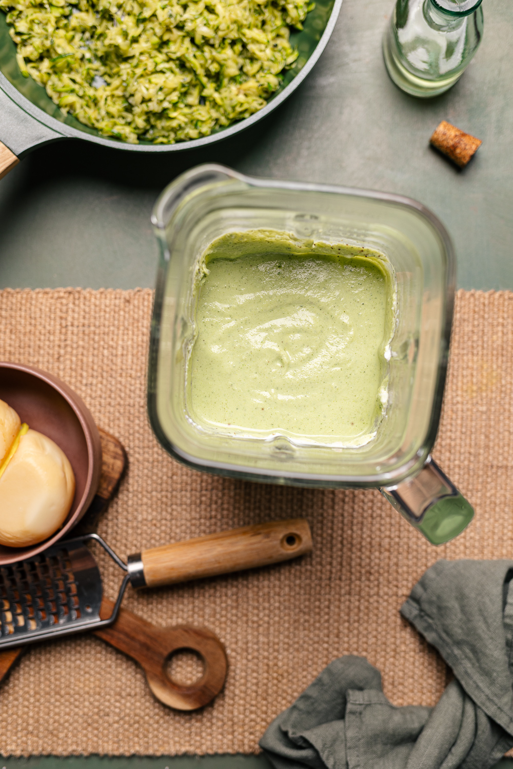crema di zucchine burrata ricotta e basilico